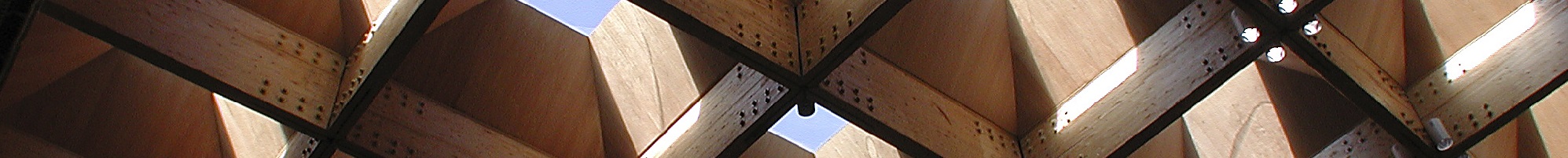 Patio techado de Carmen Calzado de la UAH 