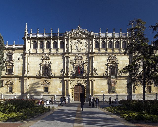 Fachada de la Universidad de Alcalá