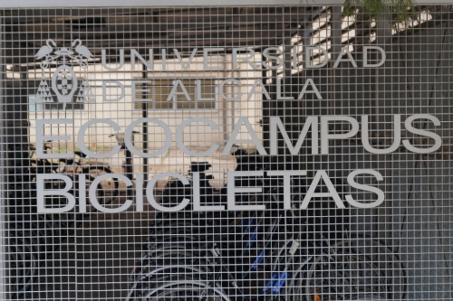 Depósito de bicicletas de préstamo del Campus de la UAH