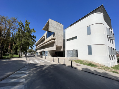 Edificio Biología Celular y Genética
